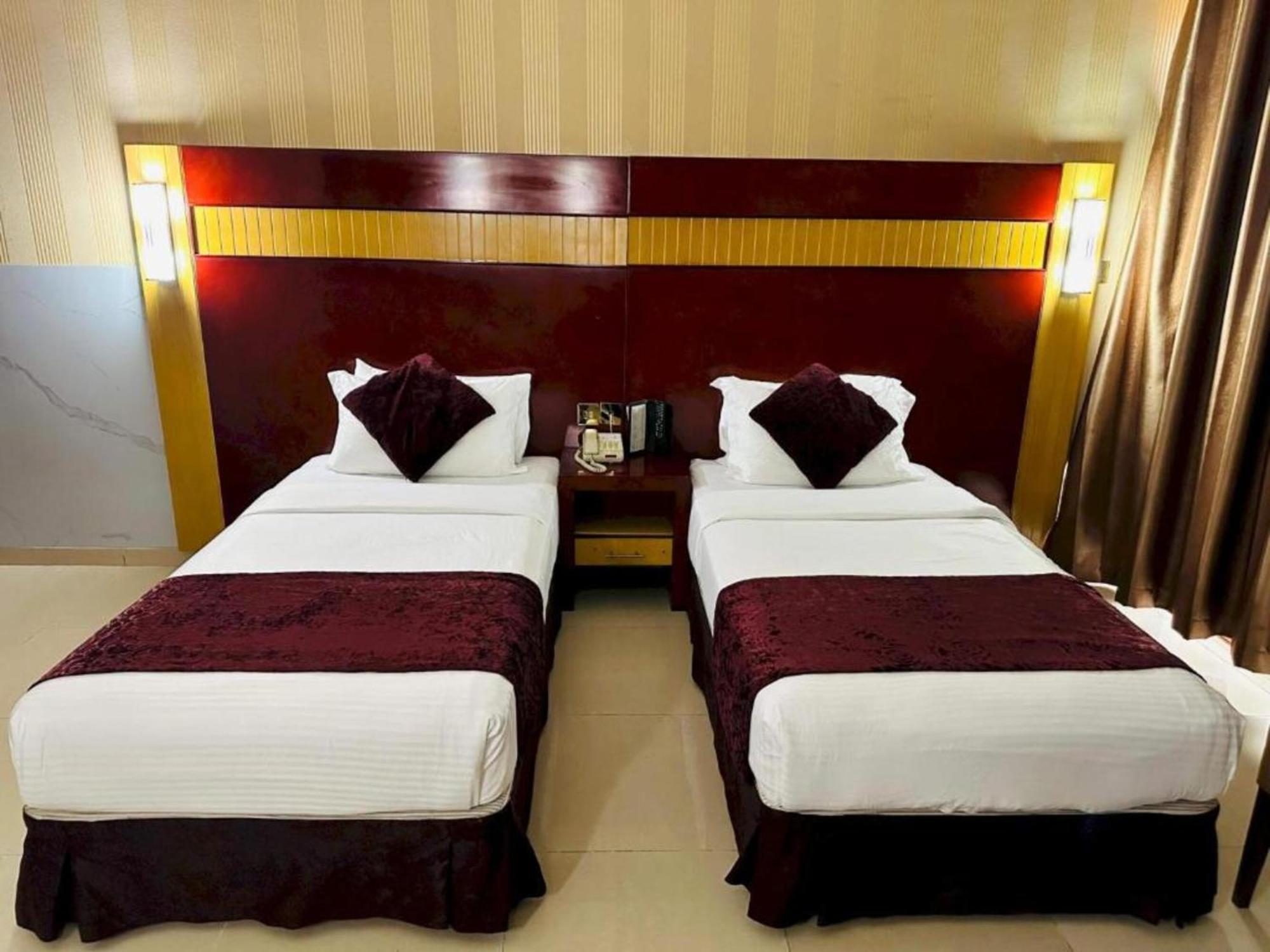 Palette Phoenix Hotel Dubai Eksteriør bilde