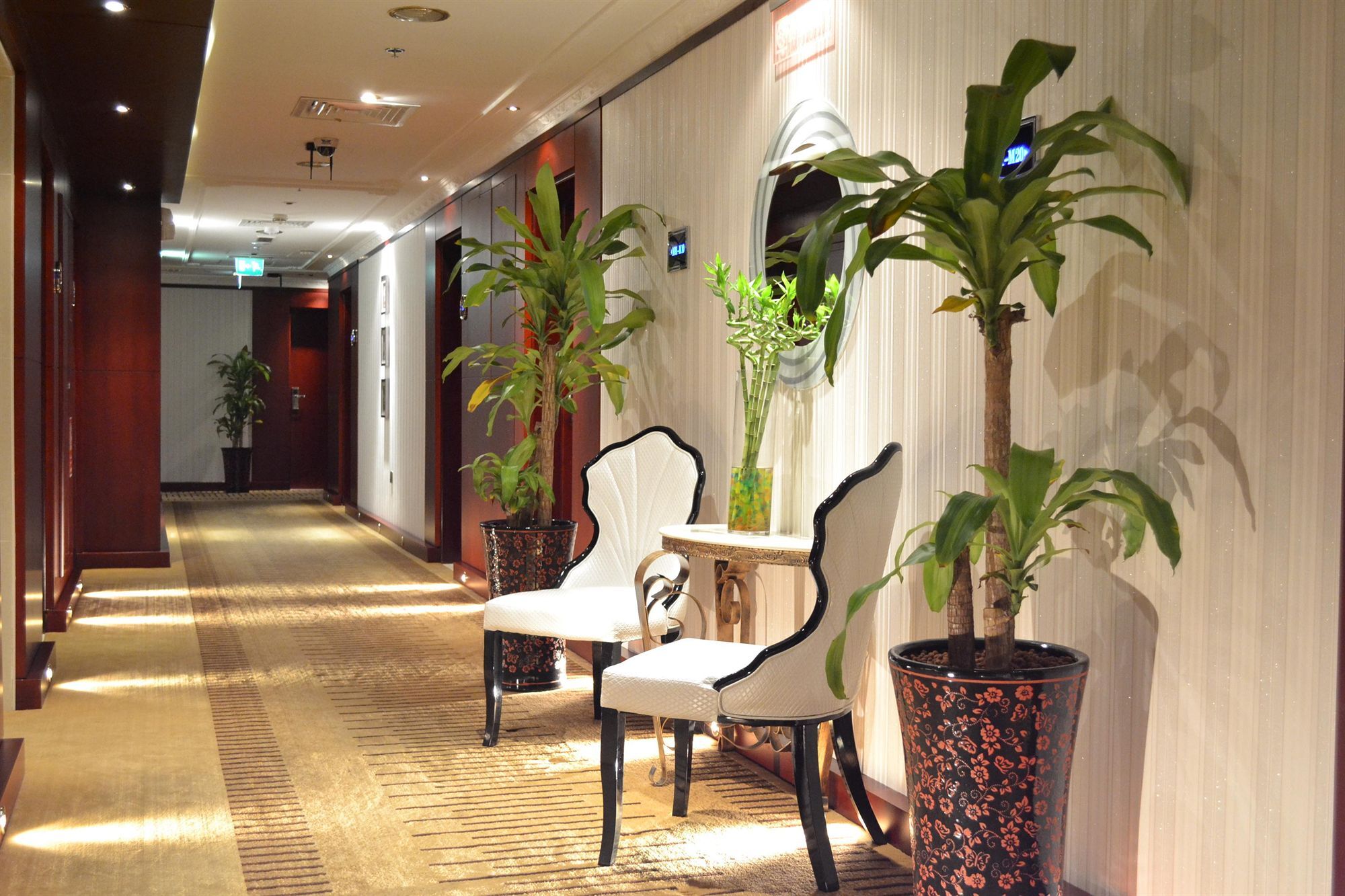 Palette Phoenix Hotel Dubai Eksteriør bilde